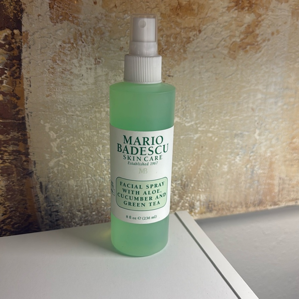 FACIAL SPRAY WITH ALOE, CUCUMBER AND GREEN TEA